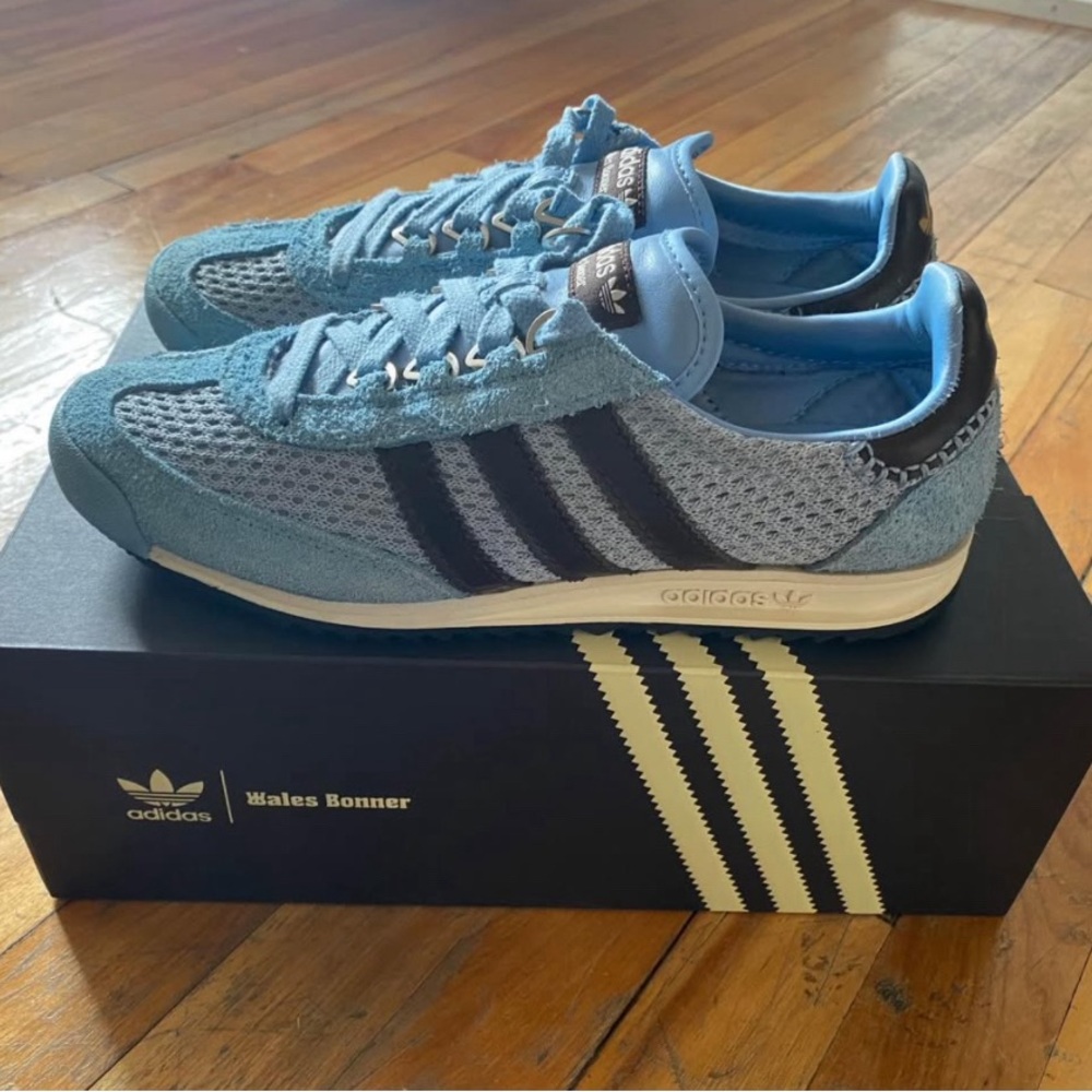 Adidas Men's Blue and Black Sneakers